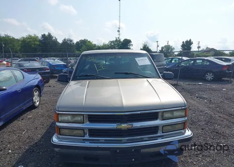 1998 Chevrolet K1500 Fleetside из США, поврежденный, VIN 1GCEK14M5WZ116429